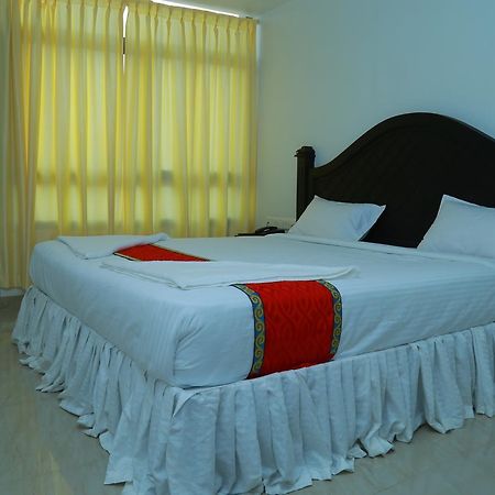 Hotel Aarya Bhavan Residency Malappuram Zewnętrze zdjęcie