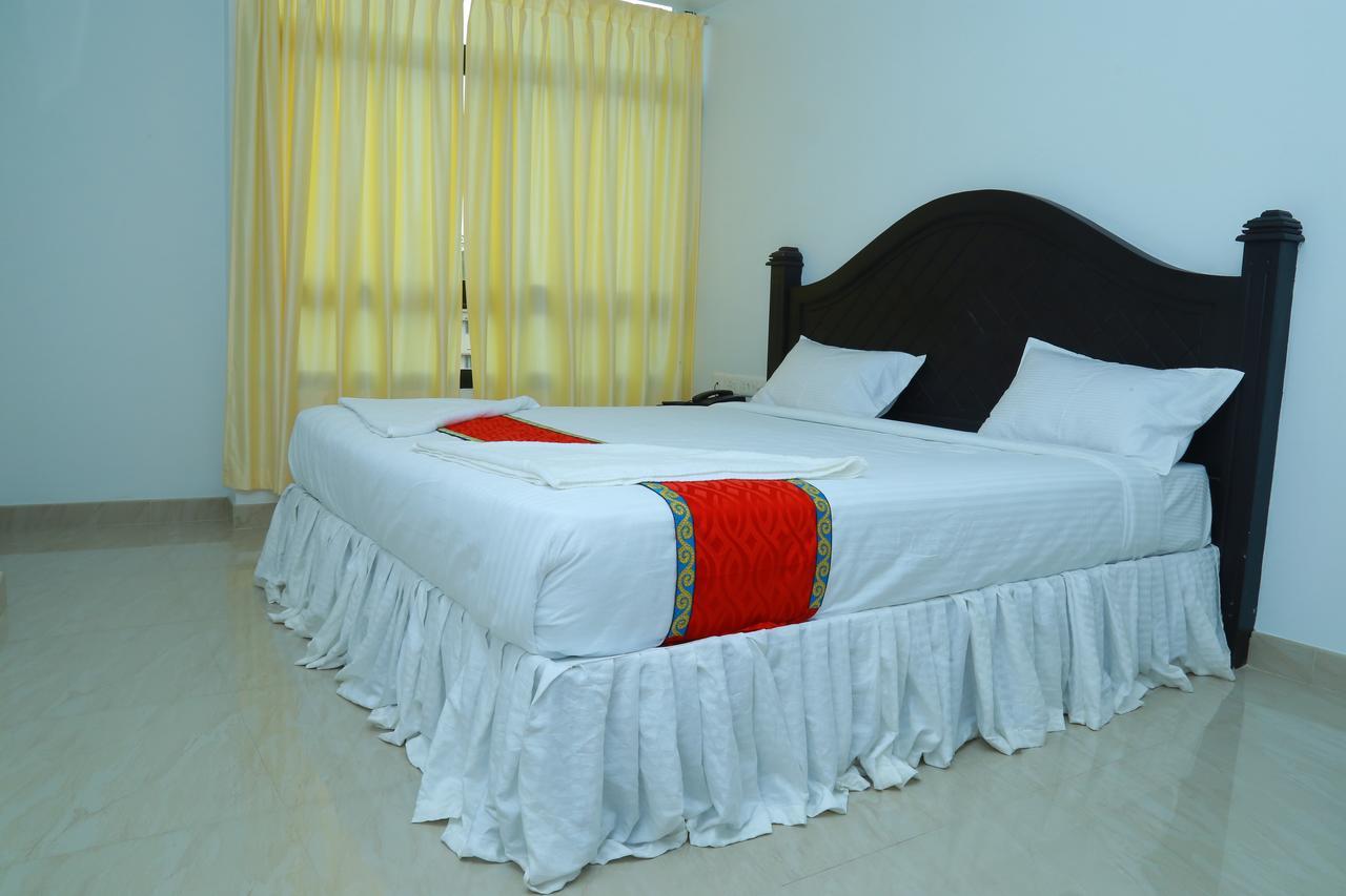 Hotel Aarya Bhavan Residency Malappuram Zewnętrze zdjęcie