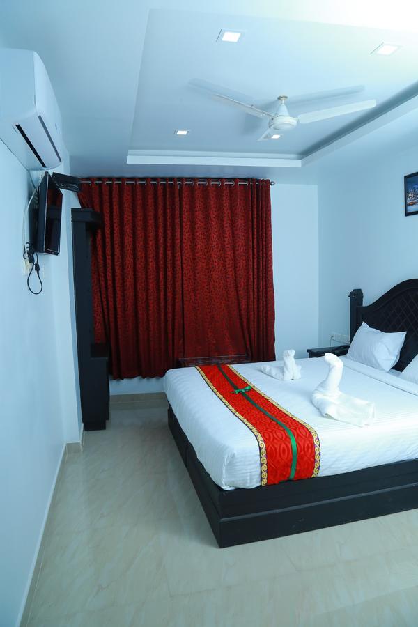 Hotel Aarya Bhavan Residency Malappuram Zewnętrze zdjęcie