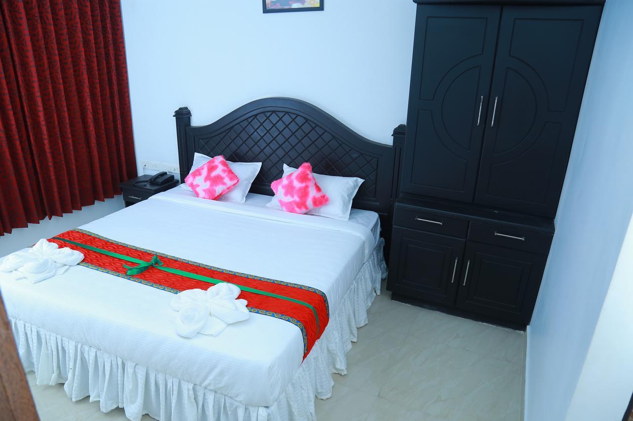 Hotel Aarya Bhavan Residency Malappuram Zewnętrze zdjęcie